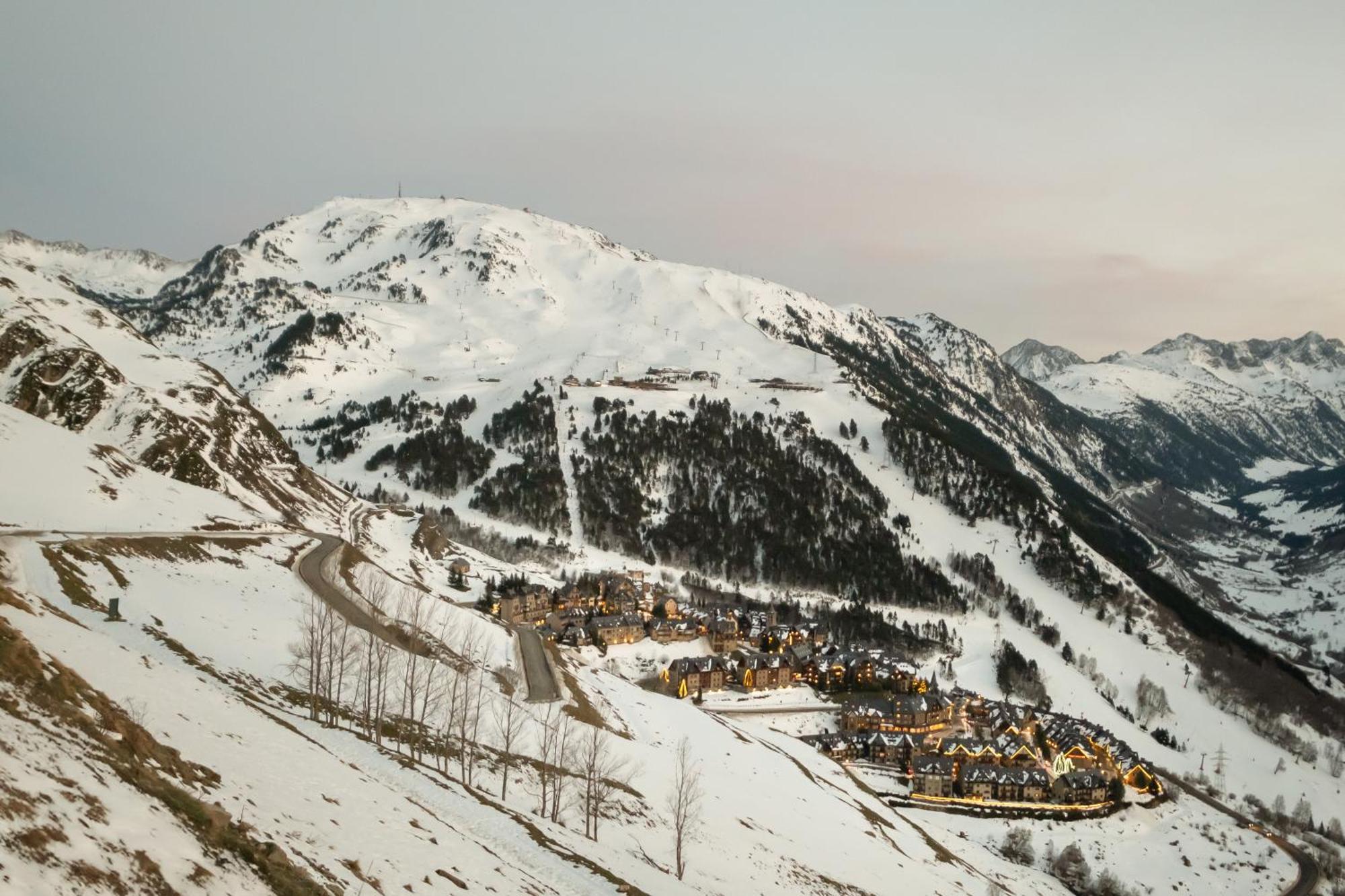 Eurostars La Pleta Hotell Baqueira Beret Exteriör bild